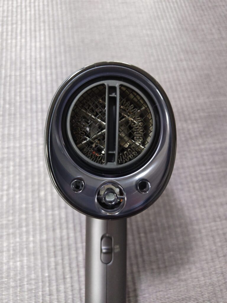 ドライヤー吹き出し口